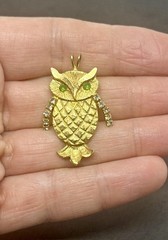 Textured Gold Tone Metal Articulated Rhinestone Owl Bird Green Eye Pendant 1.5″