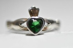 Claddagh Ring Celtic Irish Friendship Band Sterling Silver Women Girls Size 5.50