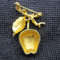 Vintage Lisner Brooch Apple Branch Leaf Gold Tone