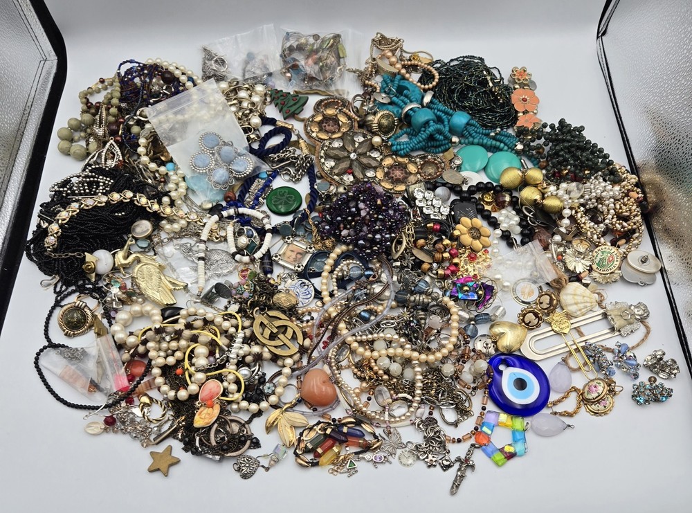 Vtg Now Craft Junk Jewelry Lot Almost 6 Lbs Unique Fun Mix Tangled DIY Repurpose