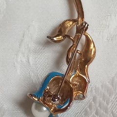 Enameled Teal Vintage Tulip Flower Brooch, Rhinestones faux pearl pot metal 2.5″