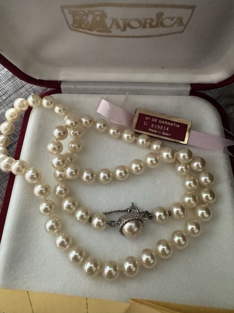Vintage 1986 Majorica Pearl Necklace Sterling Silver Clasp, 22 Inch Original Box