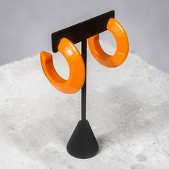 Vintage Lucite/Plastic Hoop Pierced Earrings – Orange – 1-1/2″ x 1-1/2″