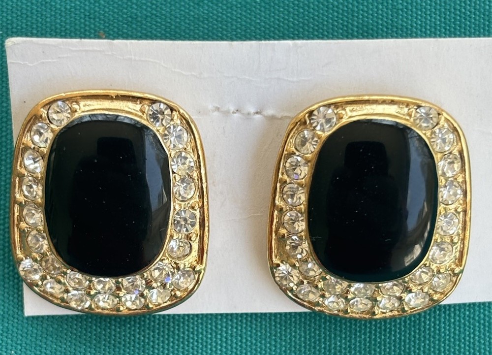 Rhinestone Post Earrings 3/4″ Elegant Black & Clear W/Rhinestones Gold Tone