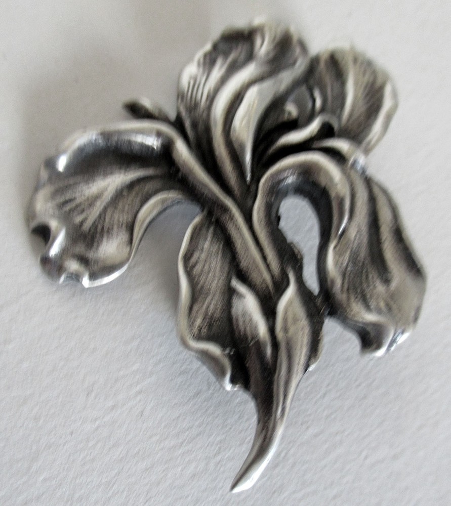 VINTAGE 3D STERLING IRIS FLOWER BROOCH, 2 INCHES, 10 GRAMS