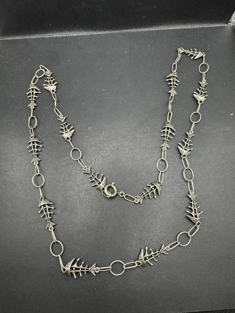 Rare UnoAERre Vintage Fish Skeleton Necklace Chain Sterling