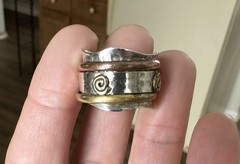vintage triple tone sterling silver 925 spinner band ring. Size 8
