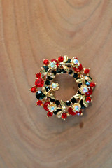 Red, White and Green Rhinestone Brooch BR47B