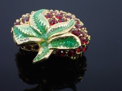 Vintage Strawberry Brooch Red Rhinestone Enamel Leaves Gold Tone Signed Marked