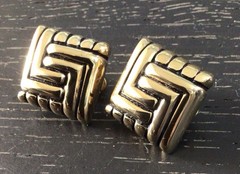 Vintage Gold-Tone Bold Metal Tube Square Clip-On Stud Earrings Statement Jewelry