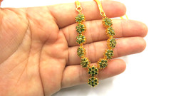 Vintage Green Peridot Jewelry Set – 18K Gold Plated Floral Necklace & Earrings