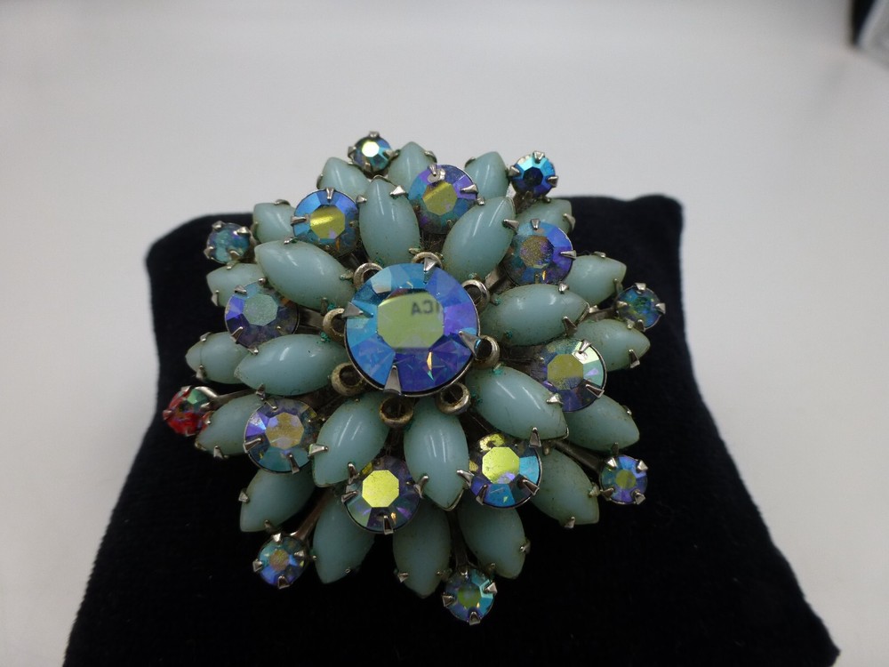 Beautiful Vintage Pin Brooch, 2 Inches, Round, Shades of Blue, AB Accents