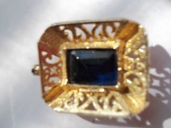 Vtg Signed Edlee Goldtone Opencut Rectangular Pendant Blue/Purple Stone
