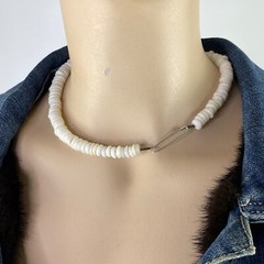 Vintage Hawaiian Surfer Puka Shell Bead Necklace 15 Inch Graduated up to 12+mm