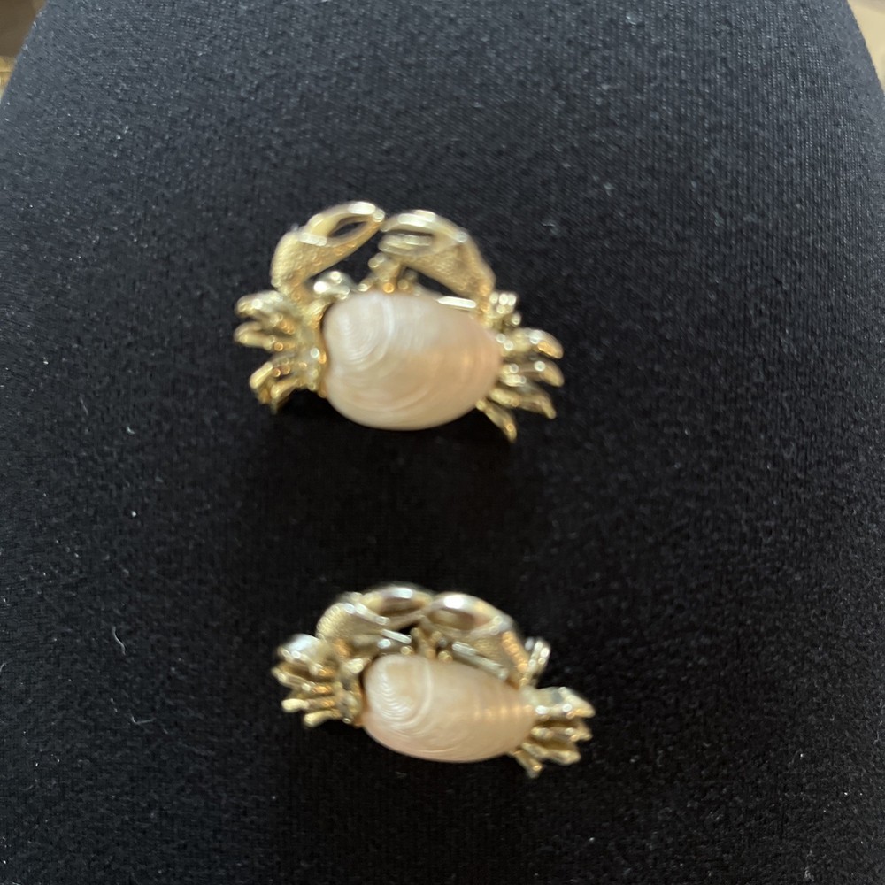 Vintage GERRY’S Crab Scatter Pin Set Gold Tone Rhinestone White Enamel 1.25″
