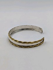 Vtg Sterling Silver & Brass Plated Scalloped Edge 2-Tone Cuff 925 Bracelet – 7″