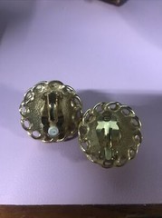 Vintage Signed Carol Lee Faux Pearl Cabochon Gold Tone Clip Earrings