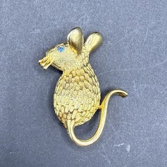 Vintage Signed Lind -Gal LG Mouse Brooch Pin Textured Gold-tone With Blue Eye