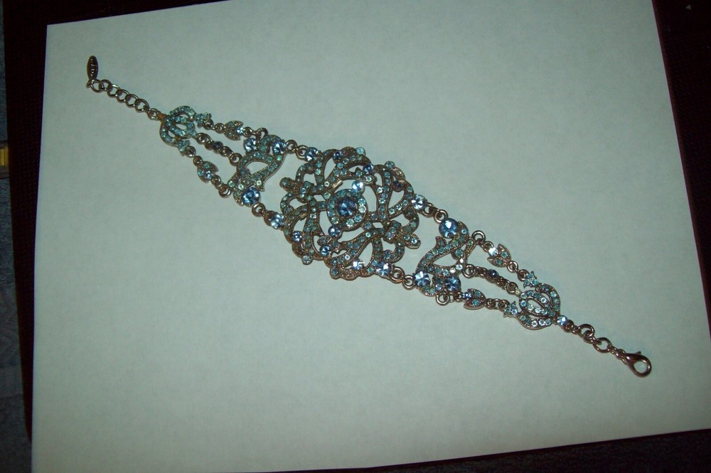 Signed VCLM Sparkling Blue AB Rhinestone Bracelet fits 7.5” to 8.5″ Gorgeous
