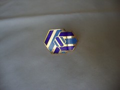 Vtg Samuel Huang Designer Cloisonne Hexagrams Blue & Cobalt Gold Tone Scarf Clip