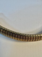 Sarah Coventry Omega Stretch Choker Necklace Gold Tone Adjustable Length