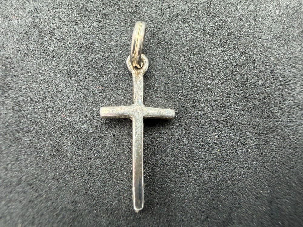 0.68g Vintage Sterling Silver 925 Cross Pendant Religious Minimalist Charm