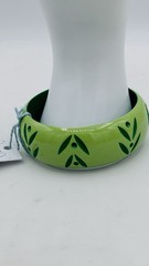 Splendette Wide Spring Carved Duchess Bangle Lime Green Leaves Fakelite Large 3”
