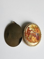 Vintage Porcelain CAMEO Locket Pendant No Chain