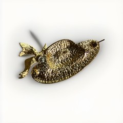 Vintage Signed Tona Shiny Gold Tone Summer Flower Sun Hat Brooch Pin