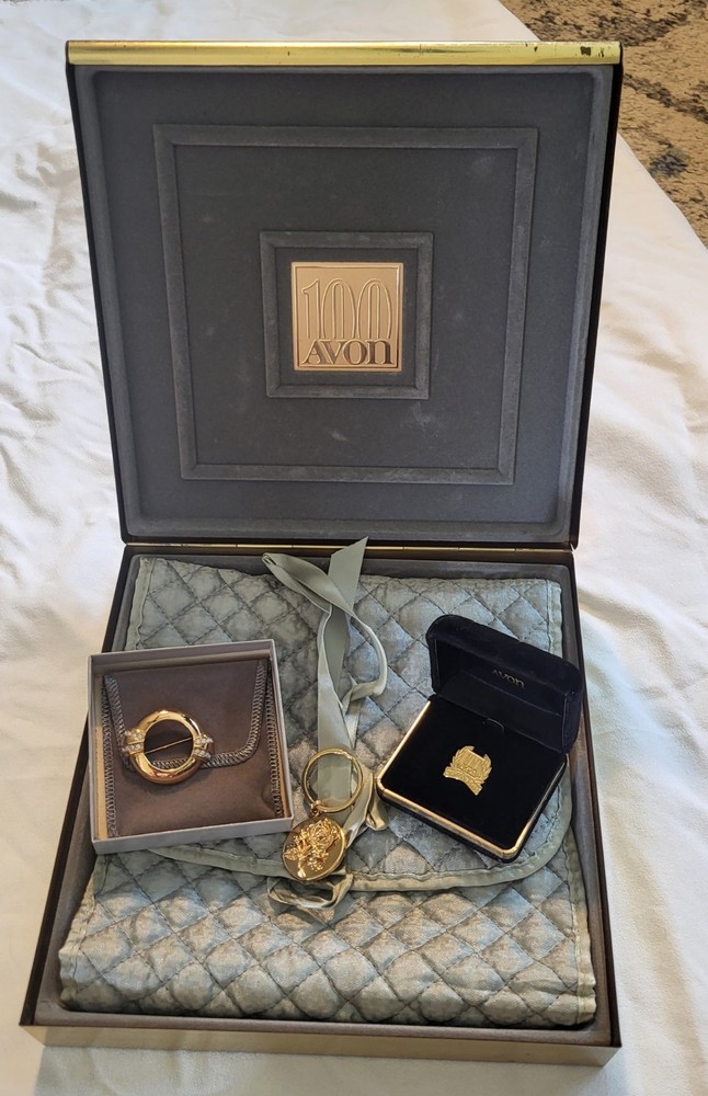 Avon 100 Year Anniversary 1986 Lot: Gold Jewelry Box, Rose Keychain, Brooch, Pin