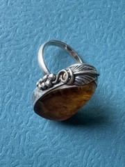 Vintage Latvia Baltic Amber .925 Sterling Silver Ring Size 7.75”