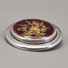 Vintage Dried Flower Brooch Brown Oval Silver Tone Resin 1 3/8″
