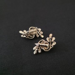 Vintage Coro Gold Tone Rhinestone Cluster Clip On Earrings Leaf Spray