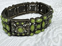 Vintage Green Faceted Cabochon & AB Rhinestones Ornate Stretch Bracelet