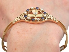 0.68Ct Sapphire, 0.15Ct Diamond, Seed Pearl and 18k Yellow Gold Bracelet
