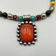 VTG Retro Multi-Color Beads Faux Stone Necklace Silver Tone Orange Resin Pendant