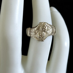 Vintage 925 Sterling Silver Smiling Facing Unique Band Ring Size 6.25