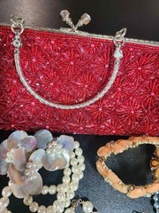 Vintage jewelry set of 26 in vintage purse