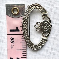 Claddagh Brooch Sash Scarf Lapel Pin Irish Celtic Pride Love Luck Jewelry