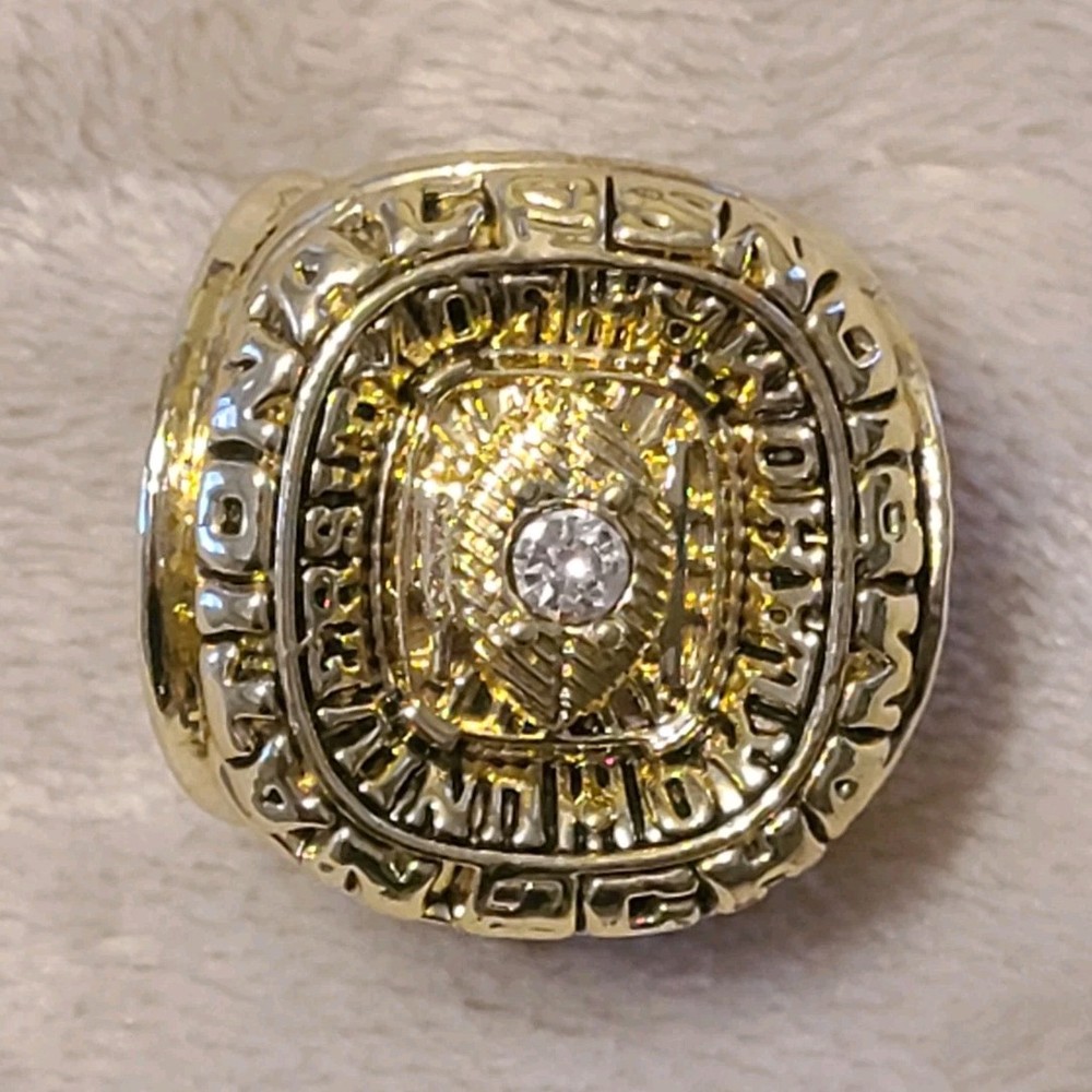 Oklahoma Sooners Big 8 1974 National Championship Ring Gold Tone Size 10