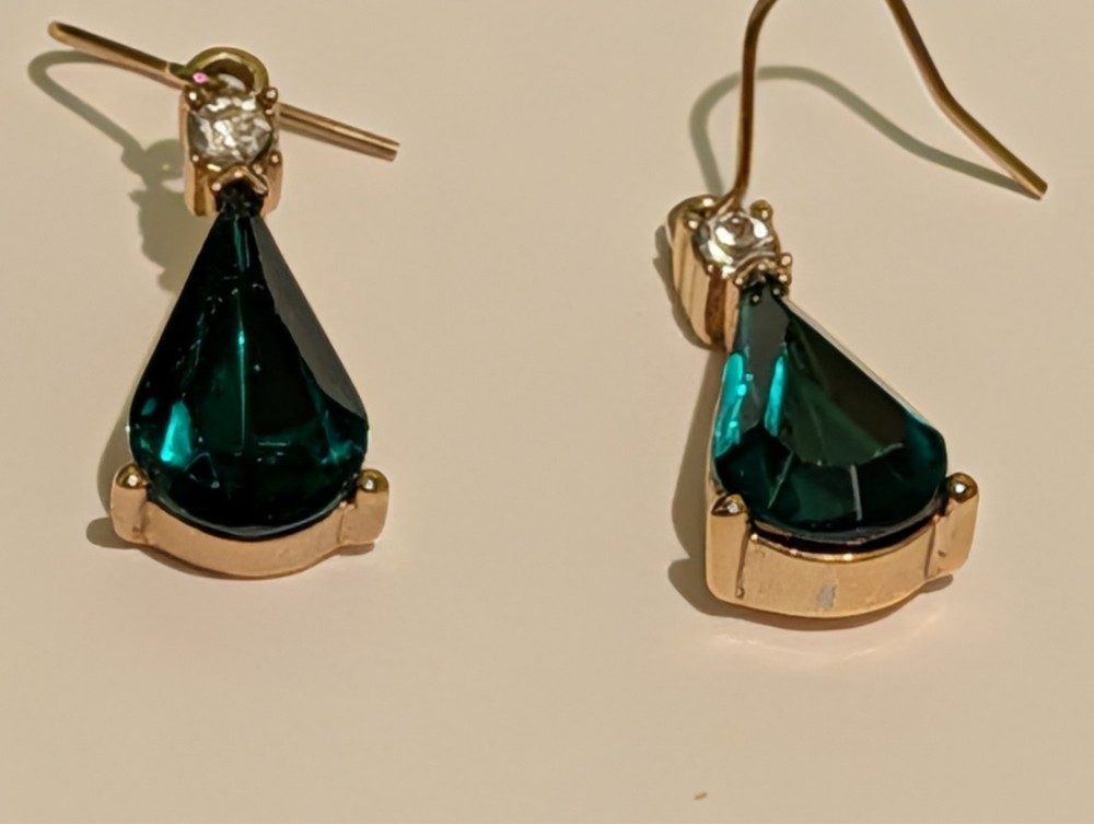 VINTAGE Simulated Emerald / Diamonds Drop EARRINGS Gold Tone Signed Roman (RMN)