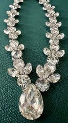 FABULOUS BRIGHT CRYSTALS RHINESTONES NECKLACE BY DESIGNER MARIE FERRA GORGEOUS