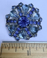 Vintage Juliana DeLizza Elster Blue Rhinestone Pinwheel Brooch Tiered Pin Estate