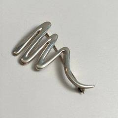 Tiffany & Co Paloma Picasso 925 Sterling Silver Abstract Zig Zag Scribble Brooch