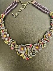 Stunning Lavintage Multicolor Rhinestones Flower Necklace