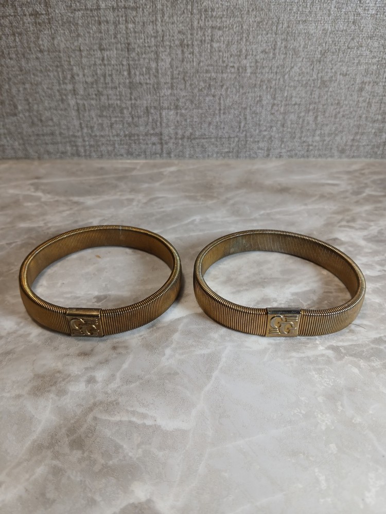 Vintage GG Expandable Bracelets set of 2 (Gold Tone)