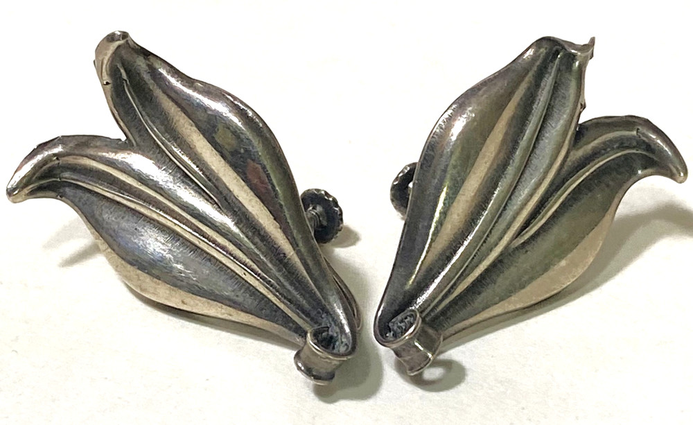 Vtg Pair Sterling Screwback Earrings, Tropical Leaf Design, 5 Grams 1-1/8″x3/4″