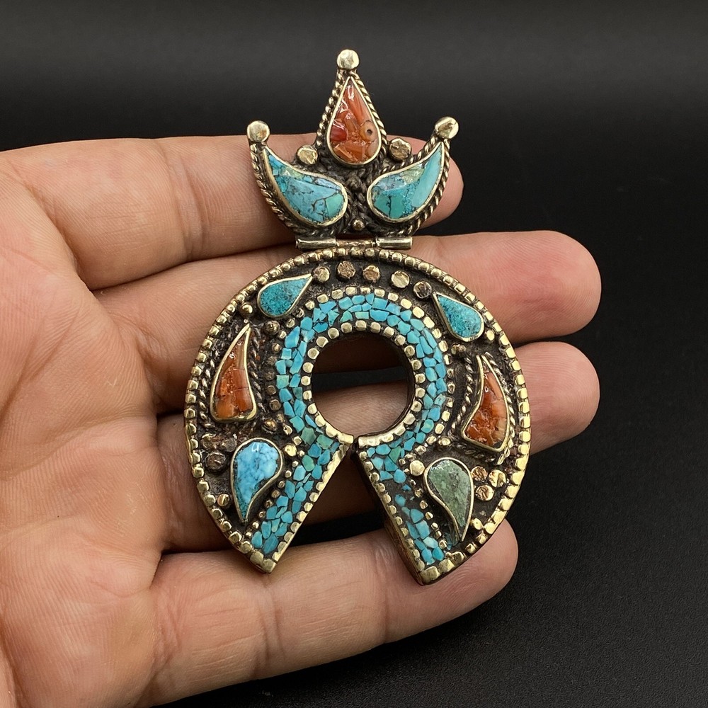 Old Ethnic Unique Horseshoe Design Tibetan Handmade Outstanding Beautful Pendant