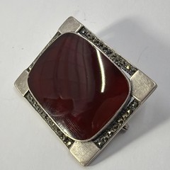 Vintage 925 Sterling Silver Square Dark Red Carnelian Stone Brooch Pin 20.8Gr