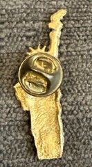 Vintage Statue of Liberty Gold Tone Lapel Pin 1.5 Inches